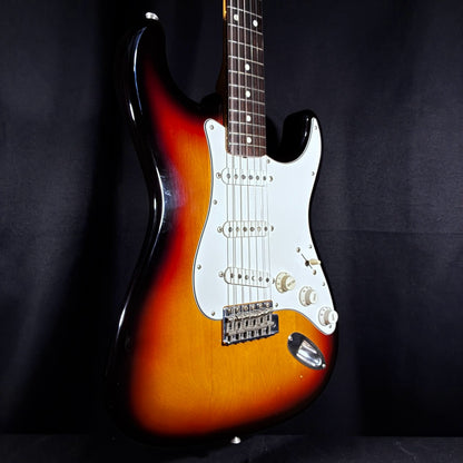 Fender Japan ST-62 3 Tone Sunburst / 3.50kg【甲府店】値下げ