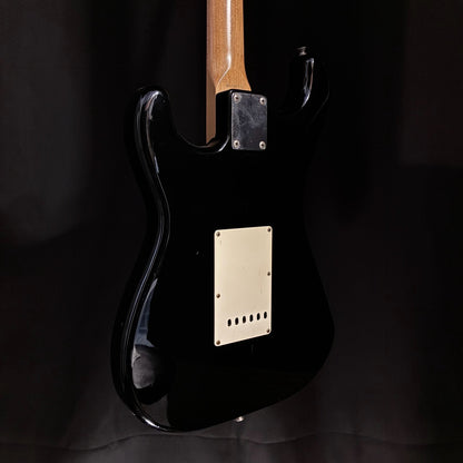 Fender Japan  ST36 Black 【3.36kg】