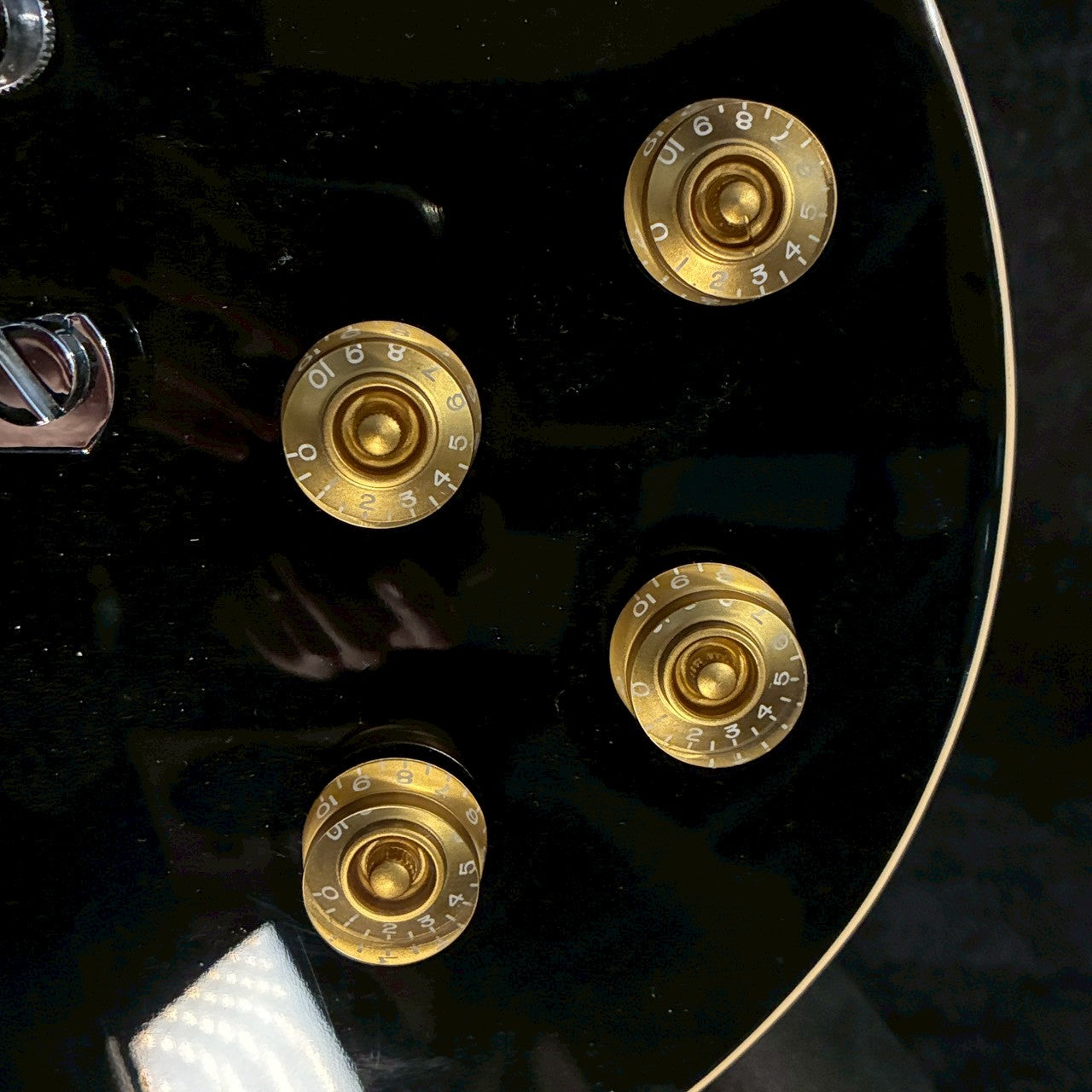 Gibson Les Paul traditional Ebony 2012【4.46kg】