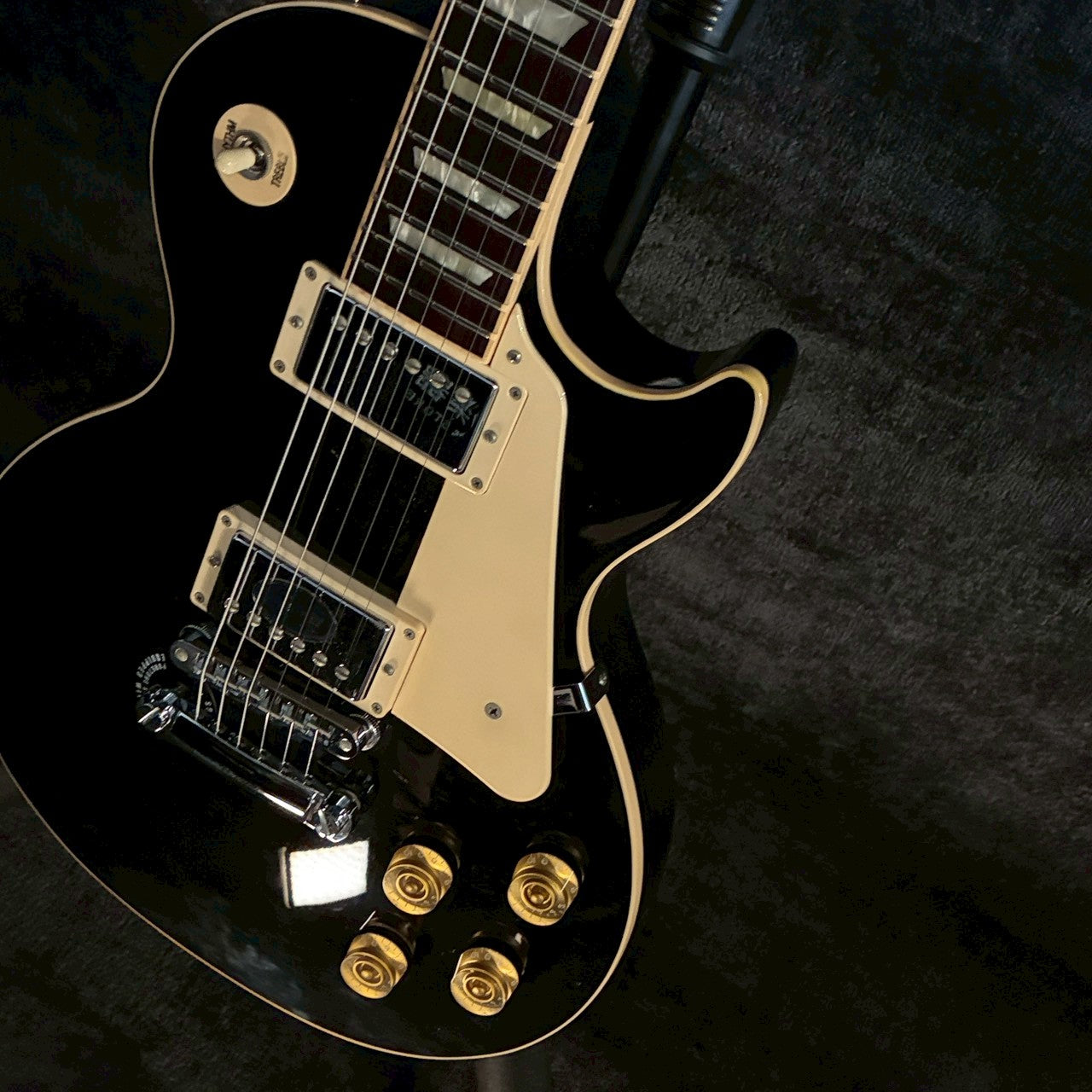Gibson Les Paul traditional Ebony 2012【4.46kg】