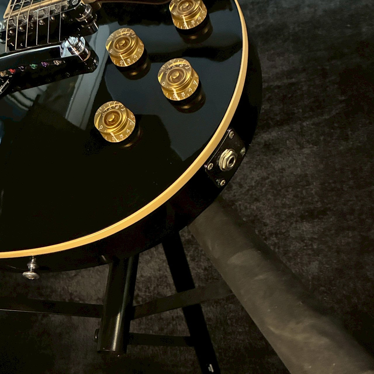 Gibson Les Paul traditional Ebony 2012【4.46kg】