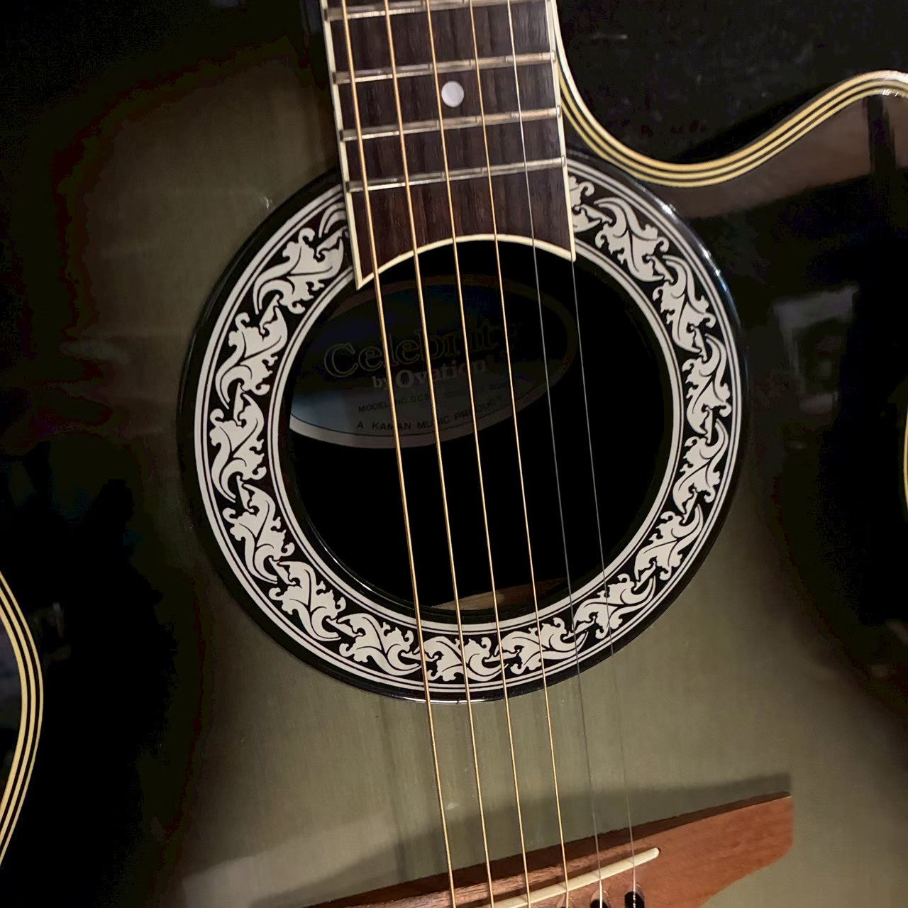 Celebrity by Ovation CC57【2.21kg】