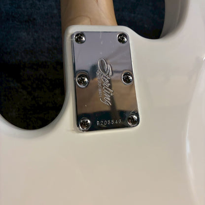 Sterling by MUSICMAN S.U.B Ray4【4.01kg】