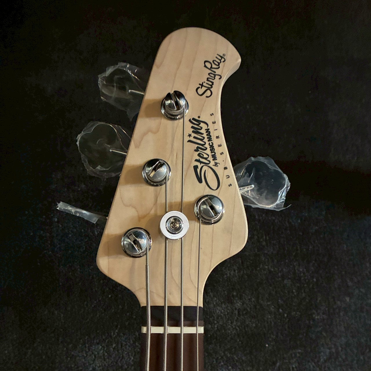 Sterling by MUSICMAN S.U.B Ray4【4.01kg】