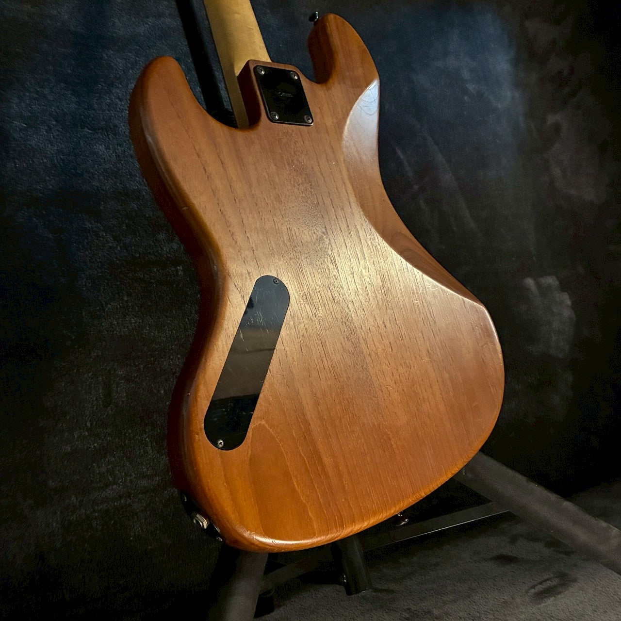 Moon JJ-4 HGC-194  walnut body【4.6kg】