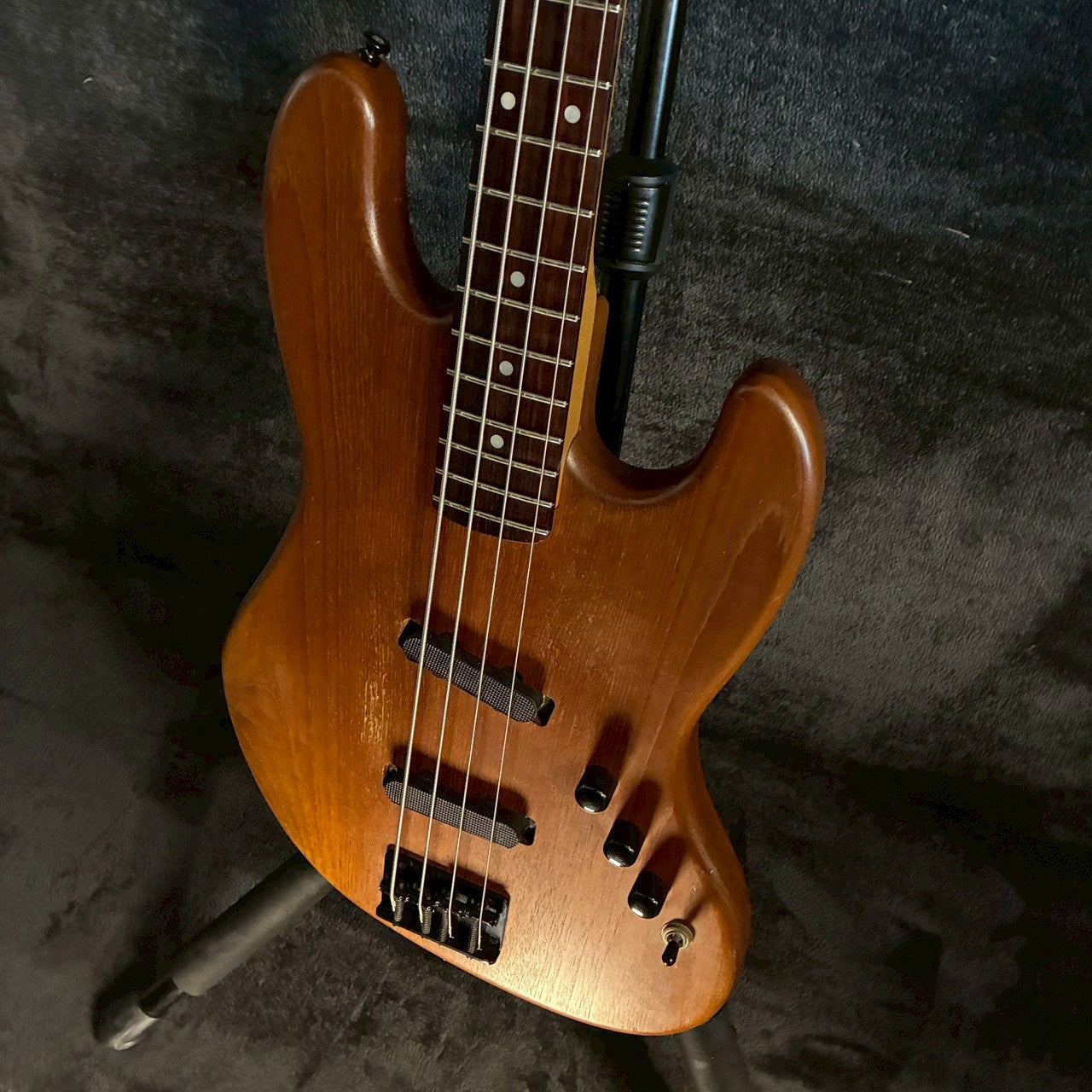Moon JJ-4 HGC-194  walnut body【4.6kg】