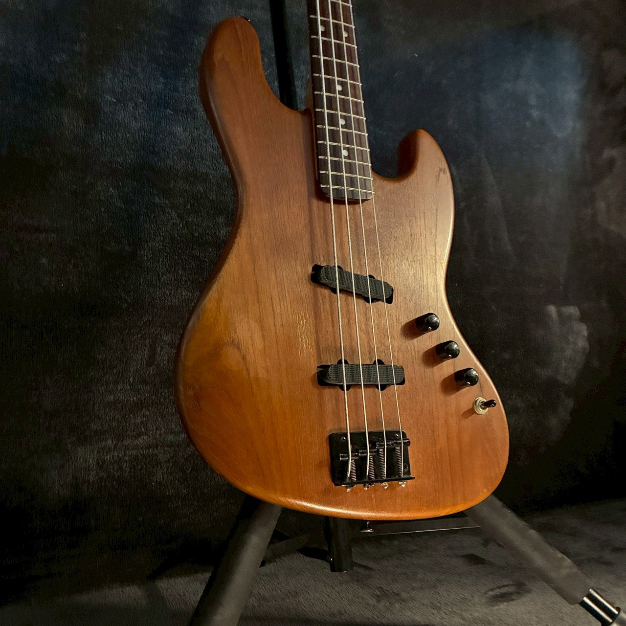 Moon JJ-4 HGC-194  walnut body【4.6kg】