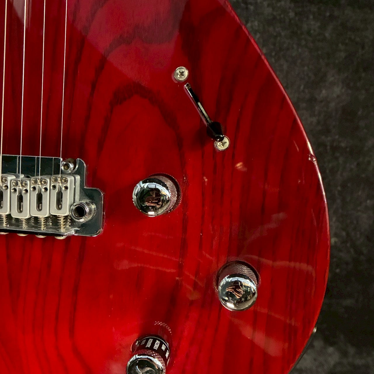LINE6 Variax700 Modeling Guitar【3.51kg】