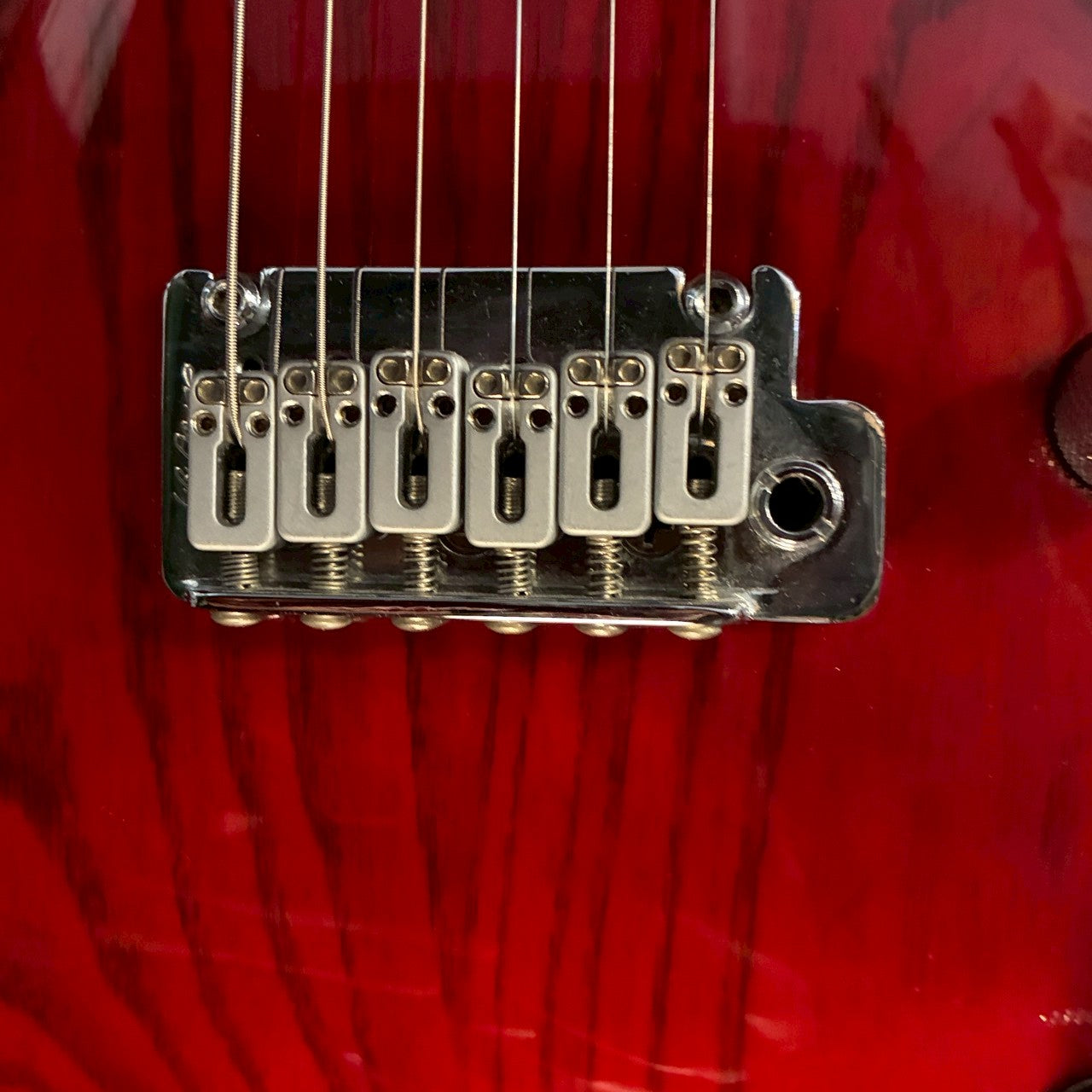 LINE6 Variax700 Modeling Guitar【3.51kg】