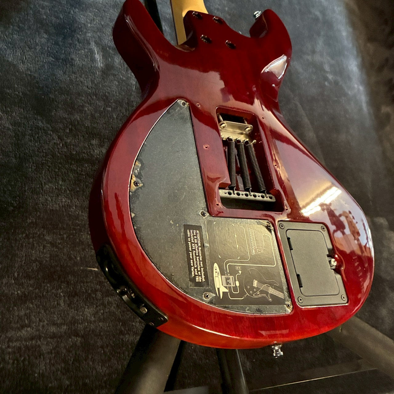 LINE6 Variax700 Modeling Guitar【3.51kg】