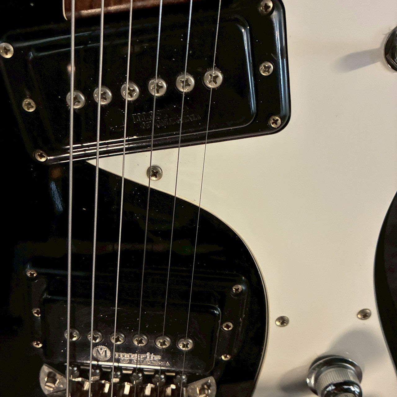 Mosrite Excellent 65 Black ベンチャーズモデル【3.84kg】