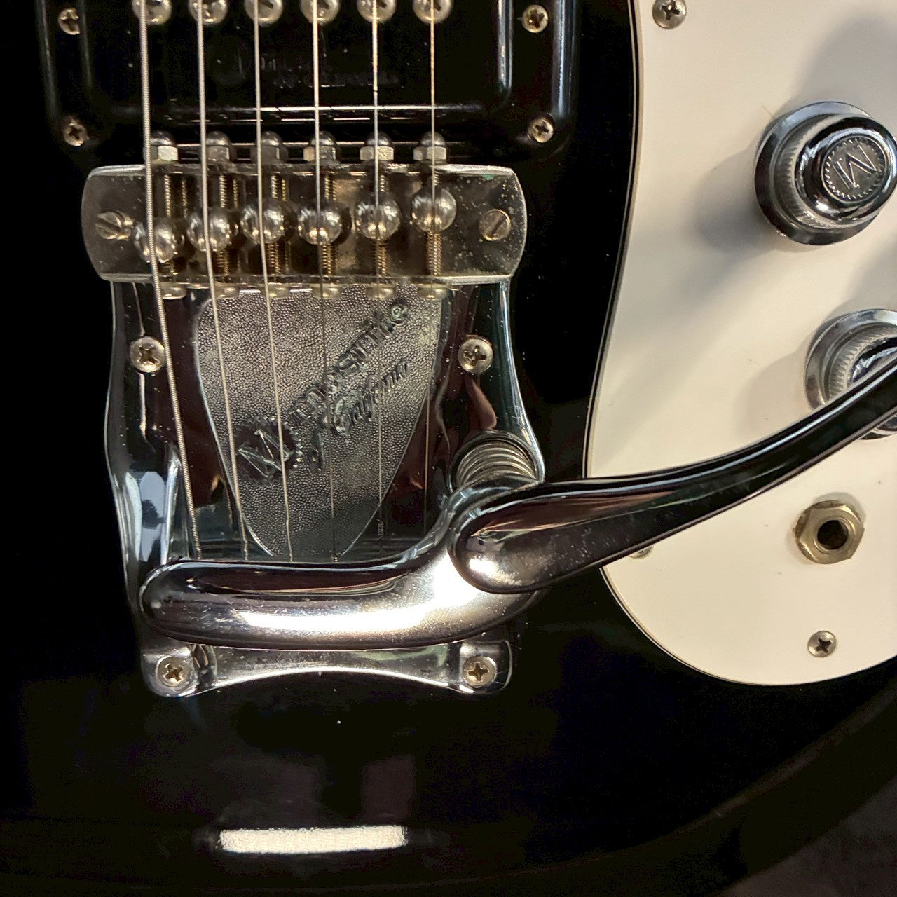 Mosrite Excellent 65 Black ベンチャーズモデル【3.84kg】