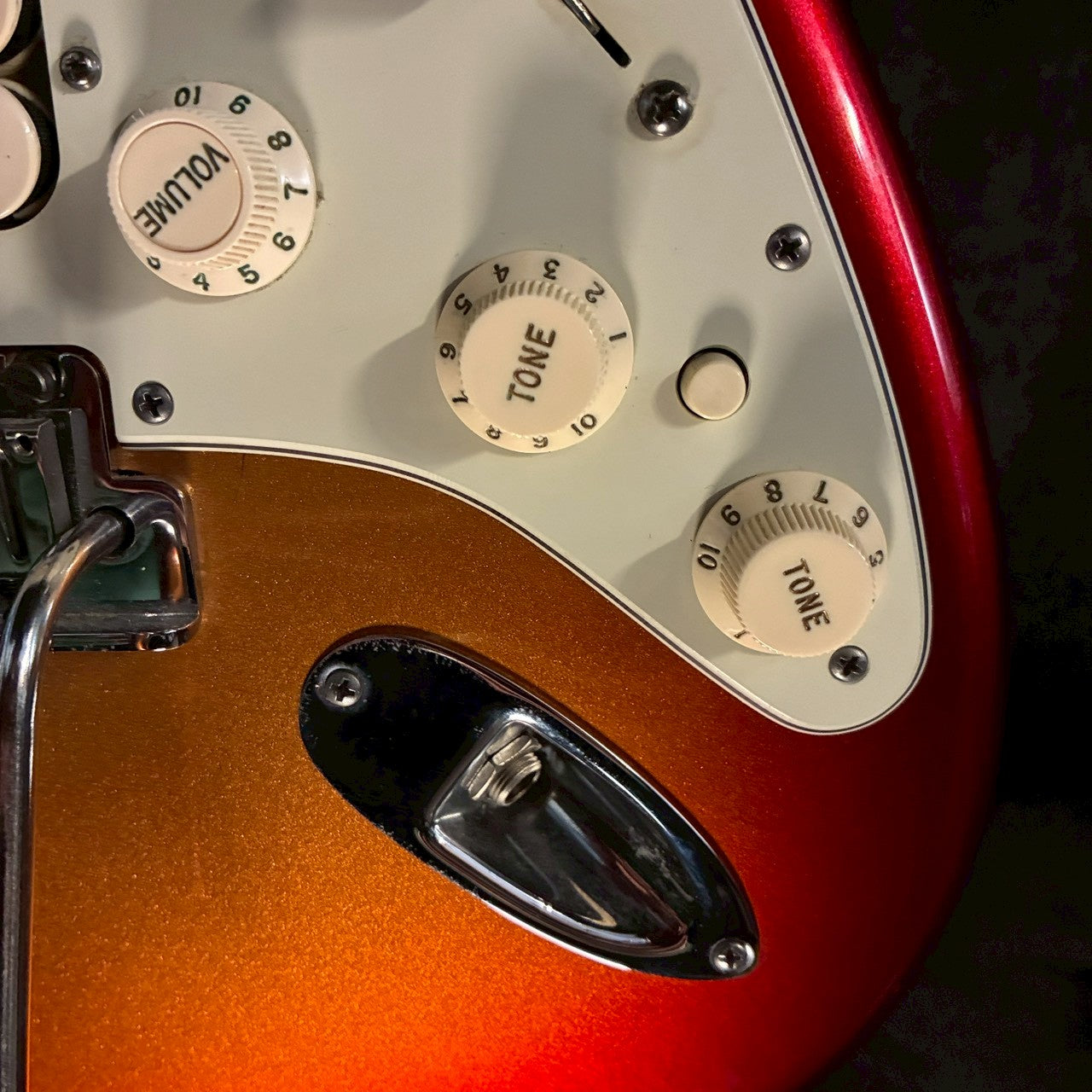 Fender USA American Deluxe Stratocaster HSS Sunset Metallic 2013 【3.68kg】